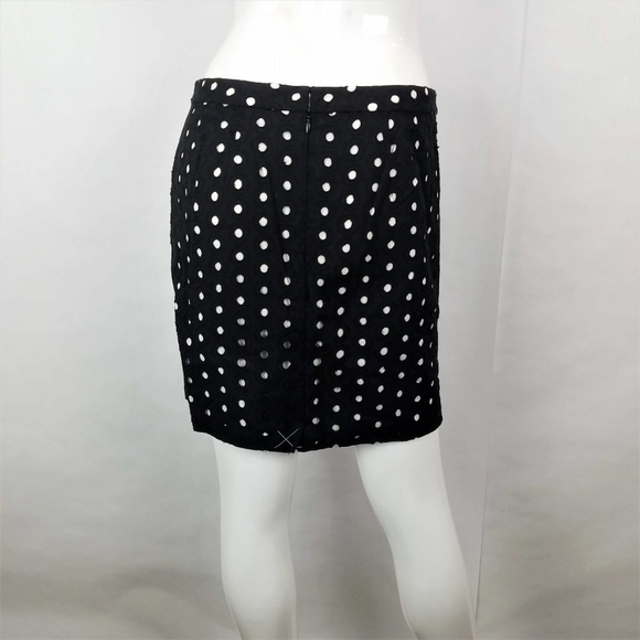 Ann Taylor LOFT Black Eyelet Overlay Pencil Skirt Petite Size 2P - Picture 2 of 4